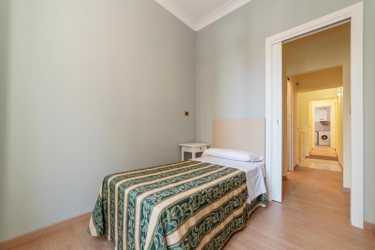 Termini Station Elegant And Roomy Apartment Roma Exterior foto